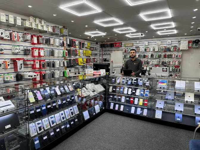 Adam's Phone Shop 3